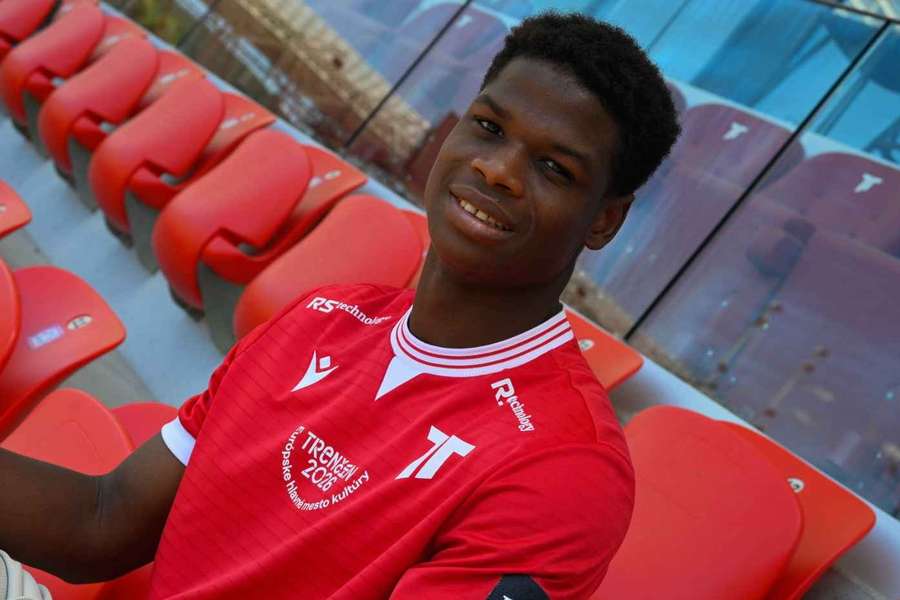Traoré bude svoju kariéru rozvíjať na Slovensku. Traoré bude svoju kariéru rozvíjať na Slovensku.