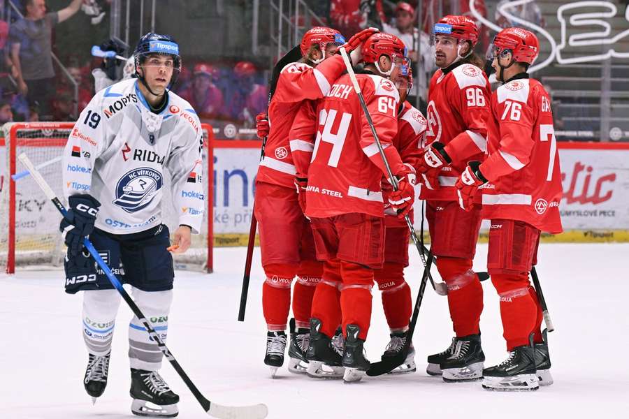 Třinec v generálce na extraligu přemohl Vítkovice 6:3.