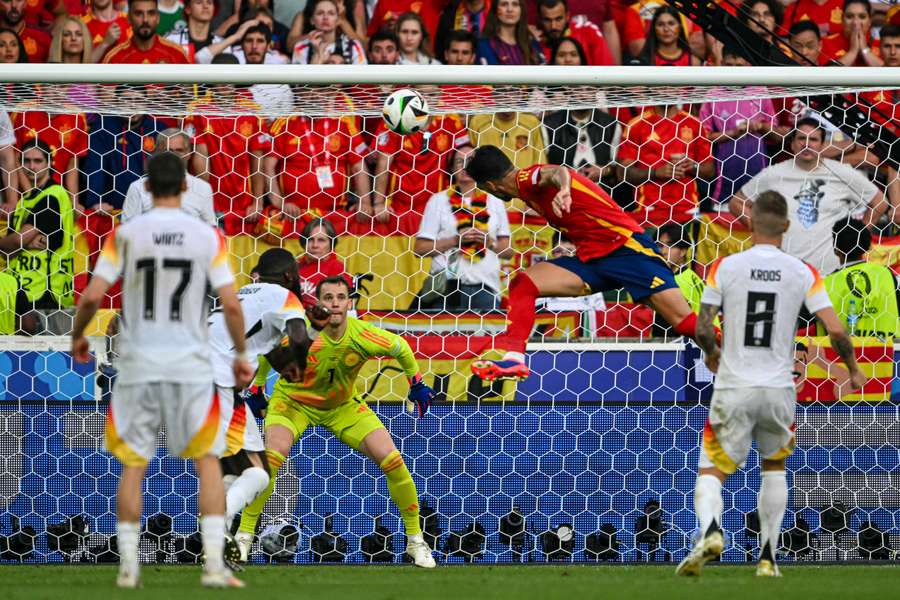 Spania s-a impus în extra time după golul lui Mikel Merino