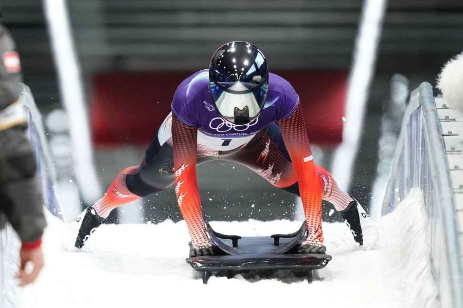 Janine Flock zur Halbzeit auf Gold-Kurs