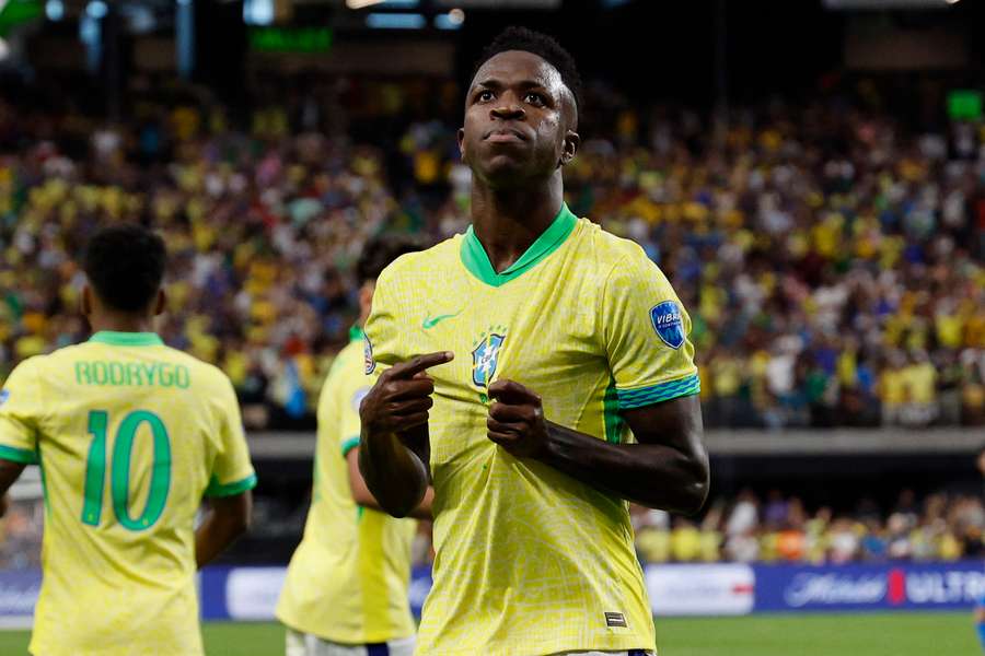 Vinícius com as cores do Brasil