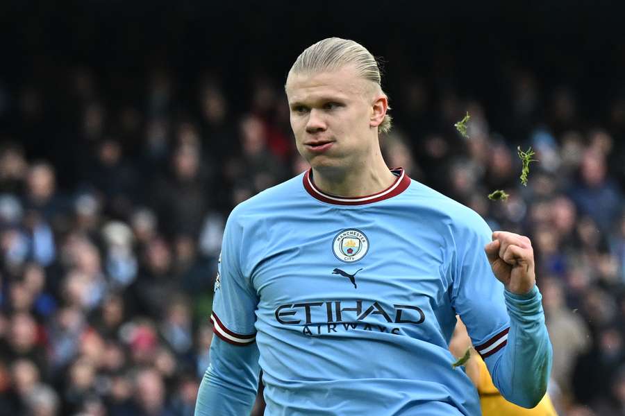 Haaland chegou aos 25 gols marcados nesta edição da Premier League 