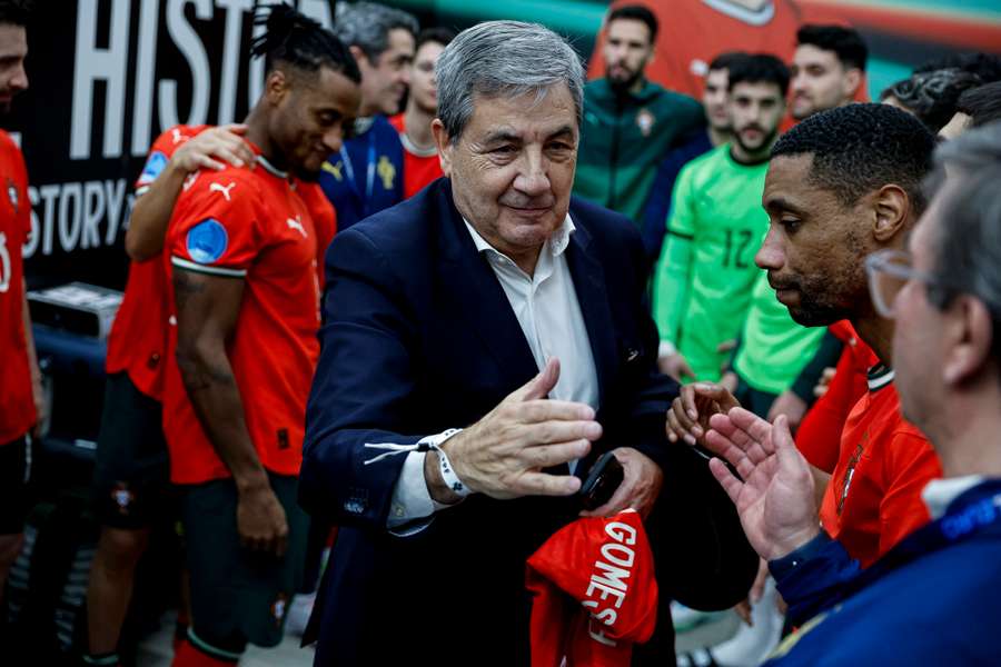 Fernando Gomes com a Seleção Nacional de futsal