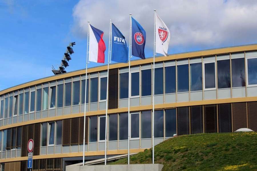 Podcast Livesport Daily se tentokrát věnoval fotbalové kauze. Podcast Livesport Daily se tentokrát věnoval fotbalové kauze.
