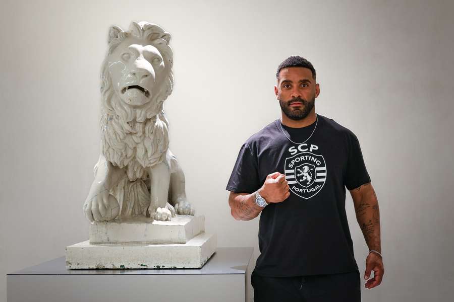 Octávio Pudivitr renovou contrato com o Sporting