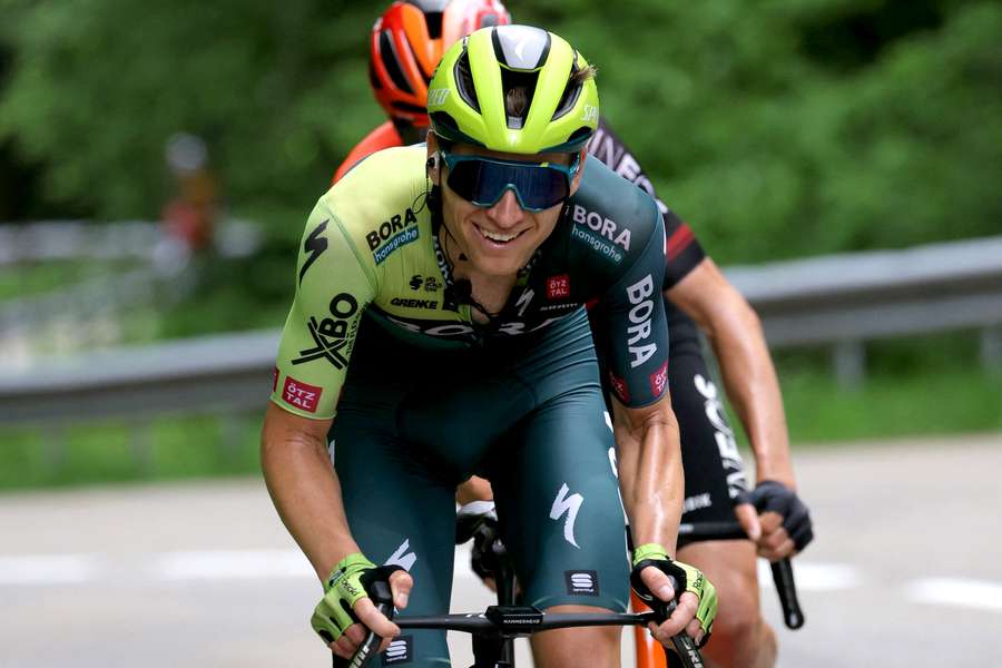 Aleksandr Vlasov stapt na de rustdag in de Tour de France niet meer op voor de tiende etappe van dinsdag