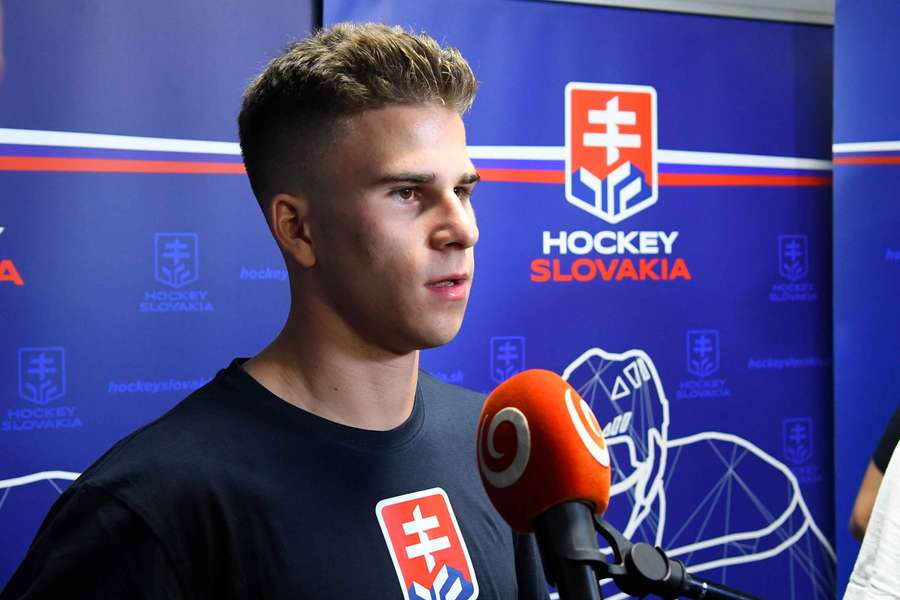 Mešár si drží primer pol bodu na zápas. 