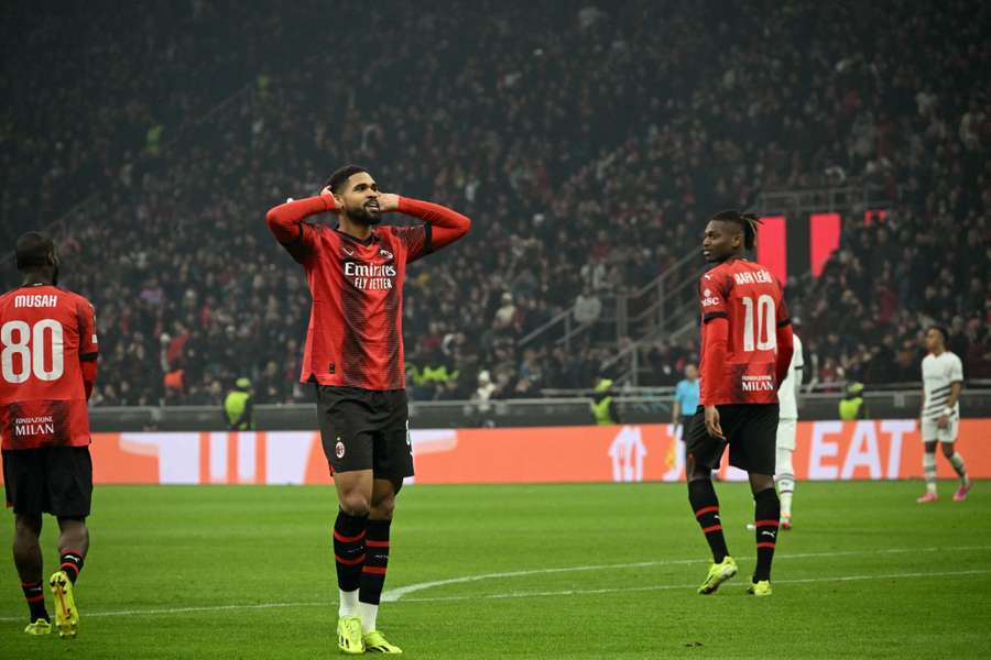 Feyenoord zremisował u siebie z AS Romą, AC Milan z pewną wygraną nad Rennes