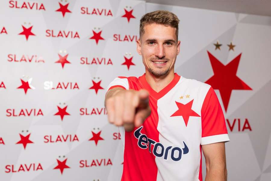 Sadílek přestoupil do Slavie.