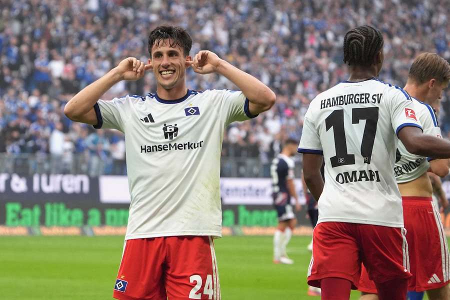 Nicolas Capaldo feiert das erste Saisontor für den Hamburger SV. Nicolas Capaldo feiert das erste Saisontor für den Hamburger SV.