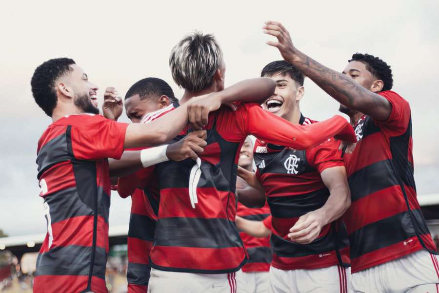 O Flamengo foi testado no primeiro compromisso da Copinha