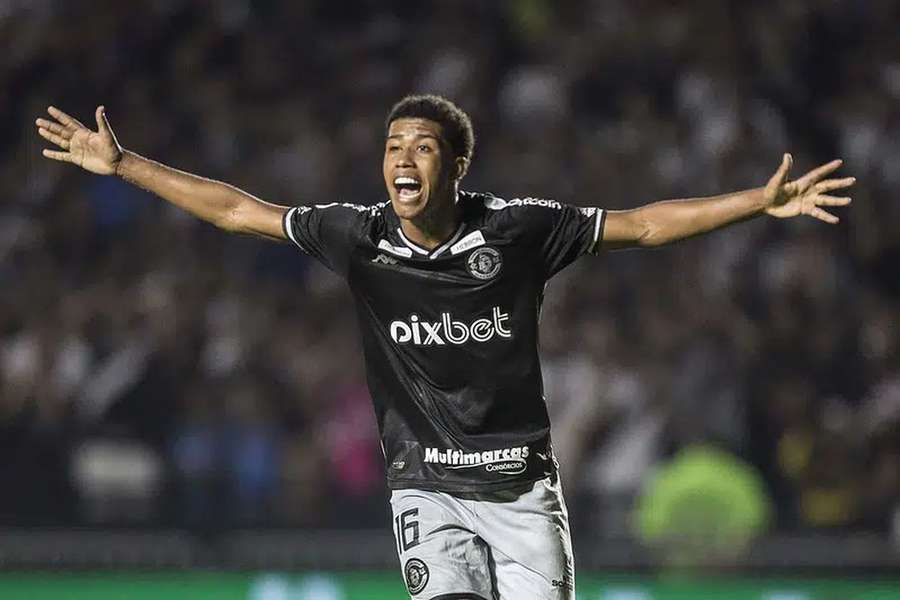 Andrey Santos custou 12,5 milhões de euros ao Chelsea