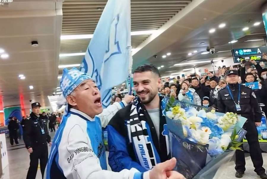 Nicolae Stanciu primit ca o vedetă în China