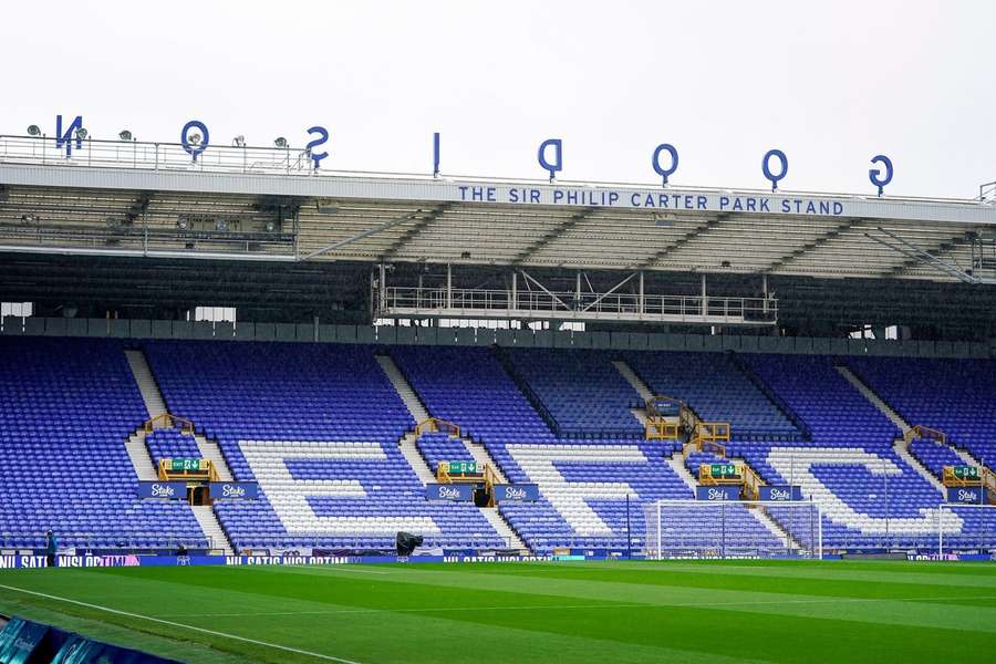 Merseyside derby between Everton and Liverpool called off due to stormy ...