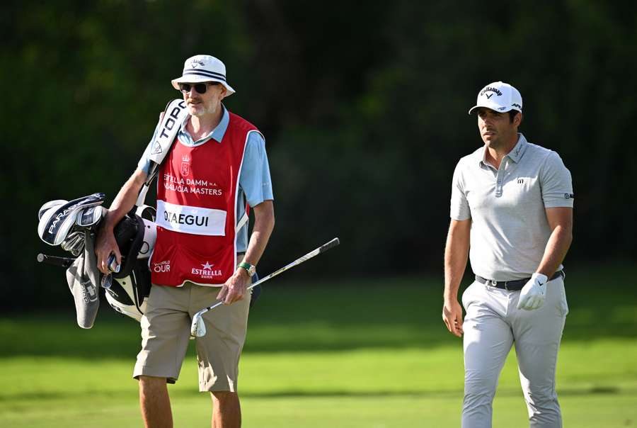 Otaegui, defensor del título, se pone colíder del Andalucía Masters de golf
