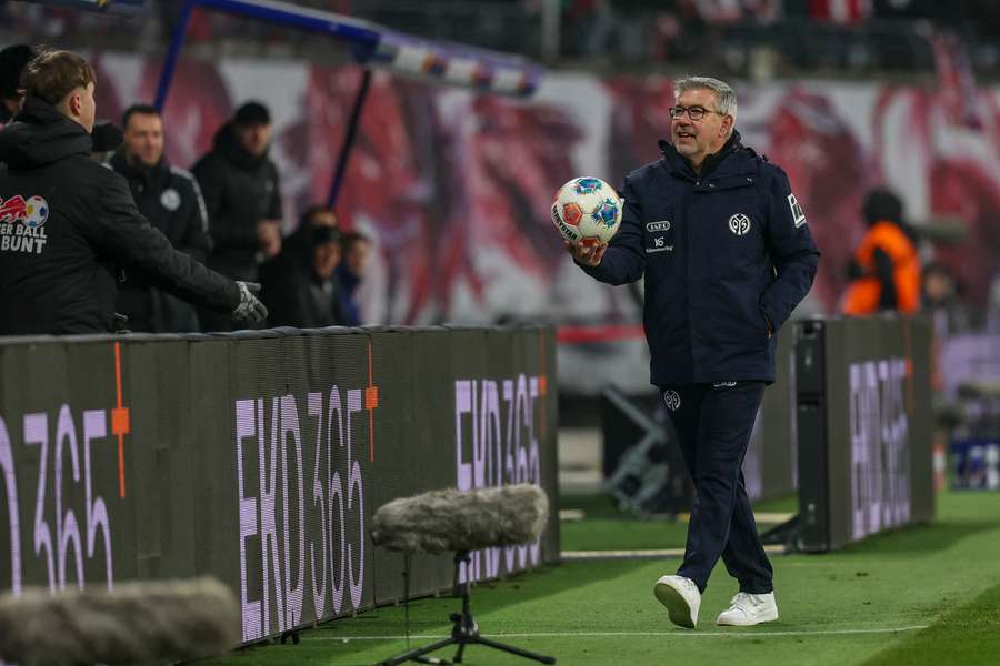 Fischer konzentriert sich auch in der Karnevalssaison ausschließlich auf den Fußball