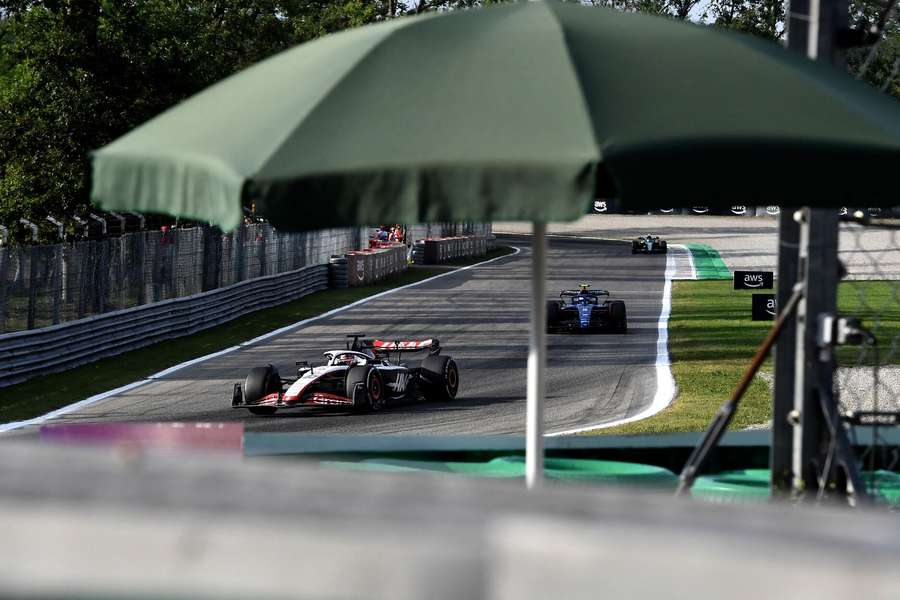 Kevin Magnussen starter næstsidst på Monza-banen