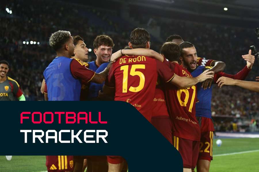 Roma eased to a win over Genoa