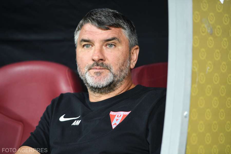 Mihalcea își asumă vina pentru înfrângerea de la Voluntari: „E problema mea” Mihalcea își asumă vina pentru înfrângerea de la Voluntari: „E problema mea”