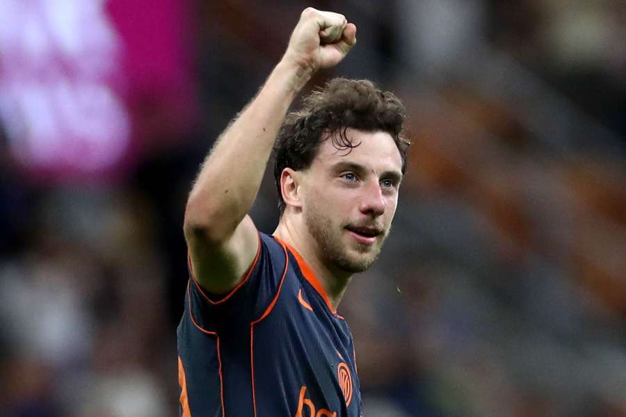 Carlos Augusto finalizou no gol contra marcado por Muharemovic