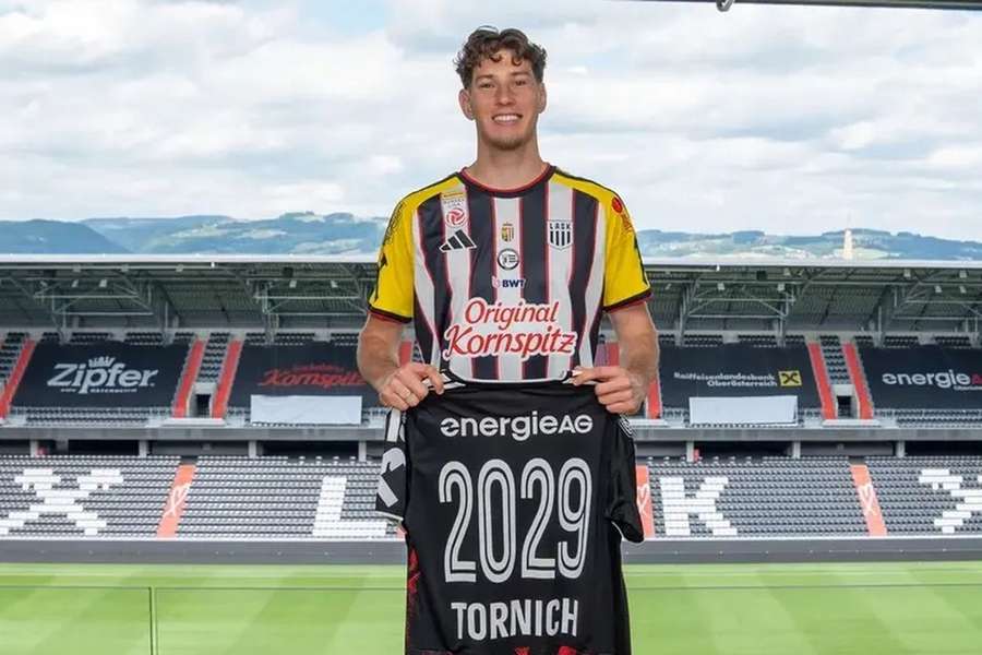 Alemão assinou em definitivo com o LASK Linz Alemão assinou em definitivo com o LASK Linz
