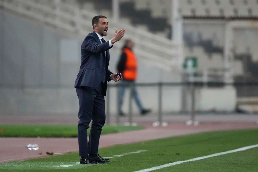 Raffaele Palladino durante o jogo contra o Panathinaikos