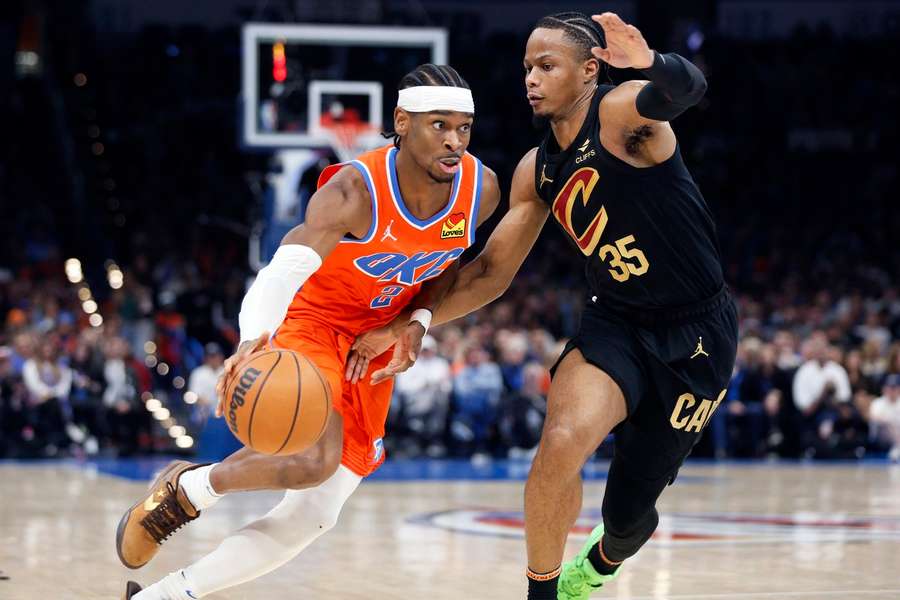 Gilgeous-Alexander va in penetrazione