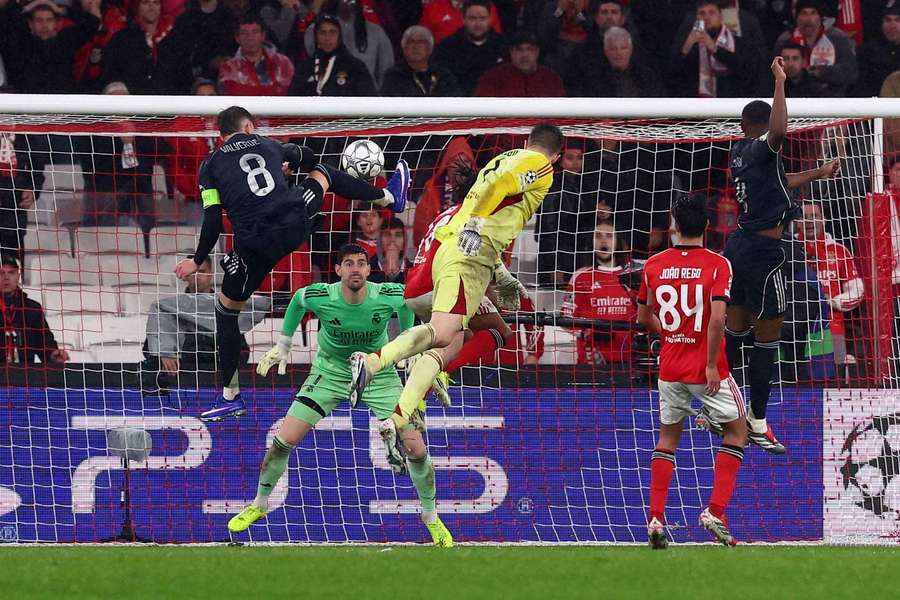 Courtois, atento en una jugada