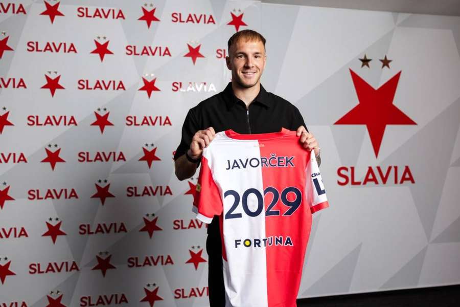 Slovenský mládežnický reprezentant Dominik Javorček přestoupil do Slavie.