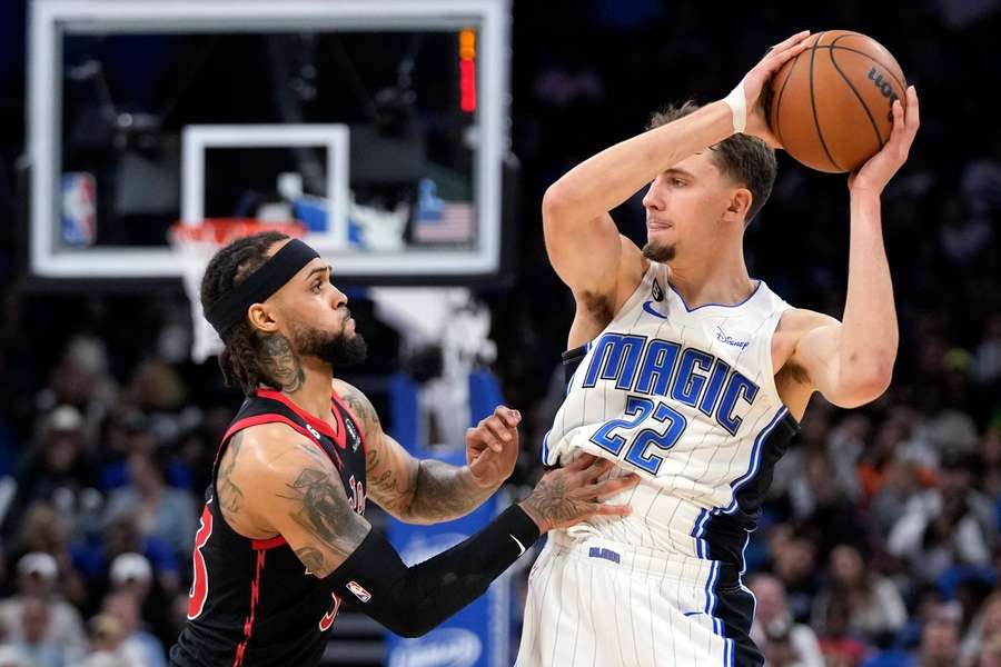 Wagner (rechts) beim Spiel gegen die Raptors