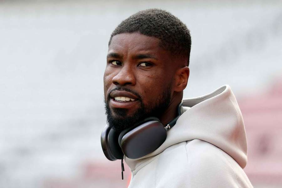 Danso wurde das Opfer von rassistischen Beleidigungen