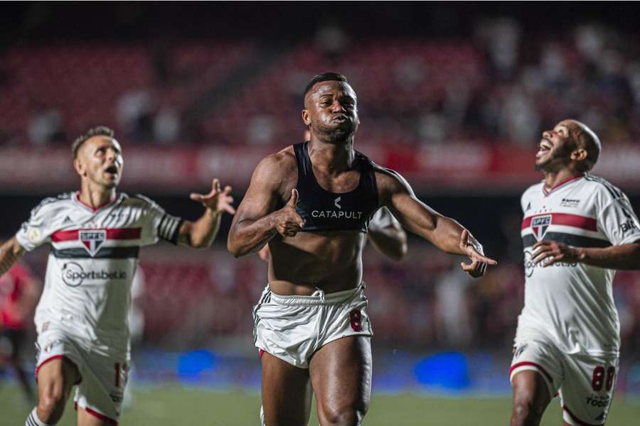 Gol de Luan é celebrado no São Paulo: "Vai nos colocar na Libertadores"