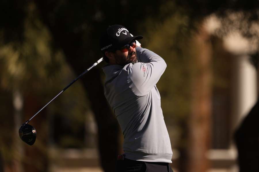 Adam Hadwin shares the lead with fellow Canadian Nick Taylor in the first round of the US PGA Tour Canadian Open