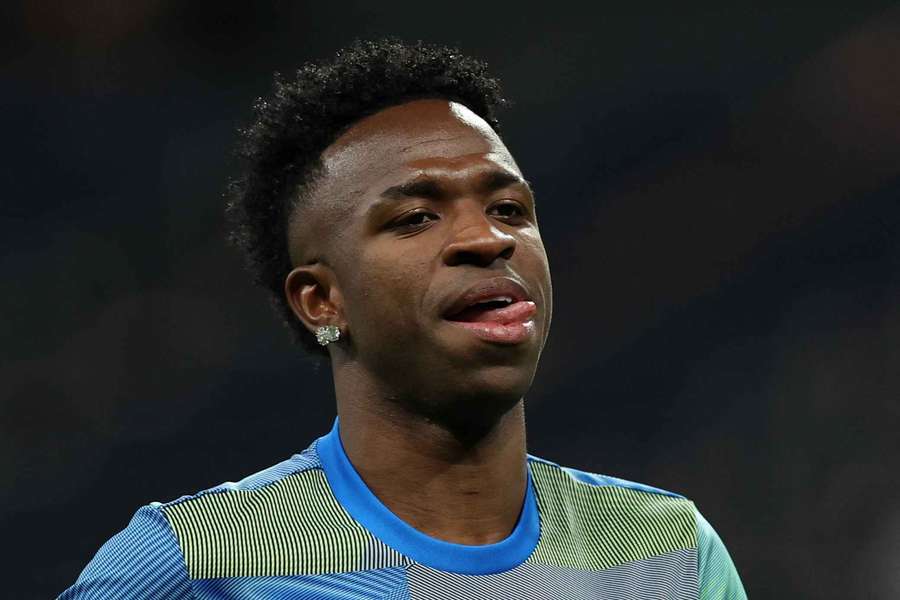 Real Madryt wyrzuca fana ze stadionu podczas meczu z Benfiką po tym, jak został przyłapany na "nazistowskim geście"