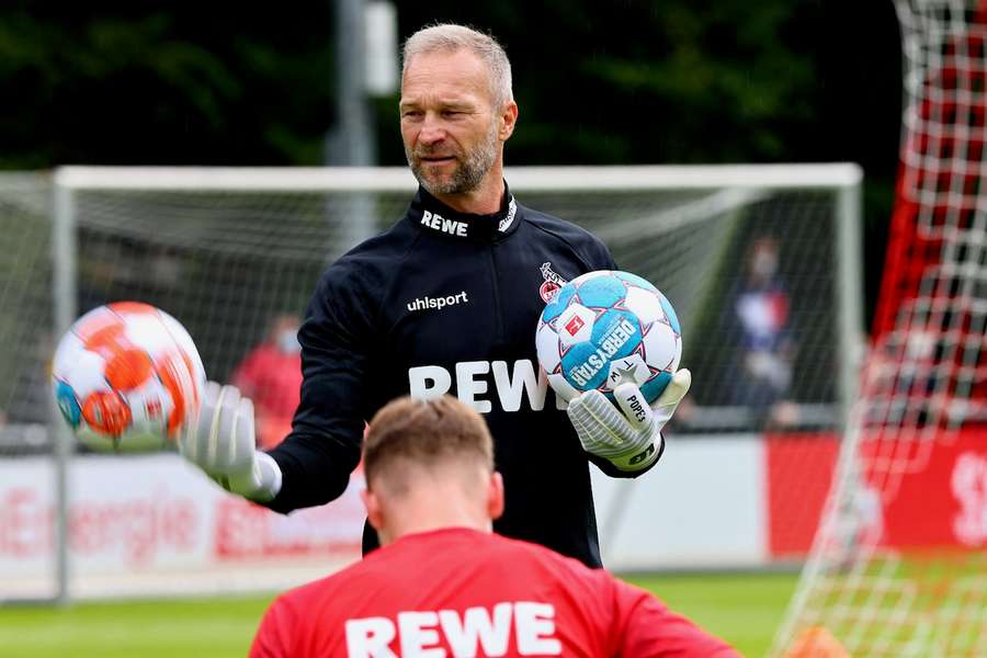 Uwe Gospodarek hat als Kölner Torwarttrainer einen großen Anteil an der Entwicklung von Jonas Urbig.