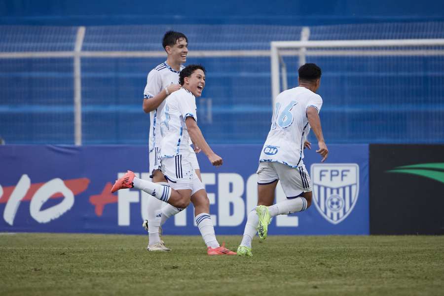 Atual vice-campeão, Cruzeiro despachou o Bahia e segue firme na Copinha