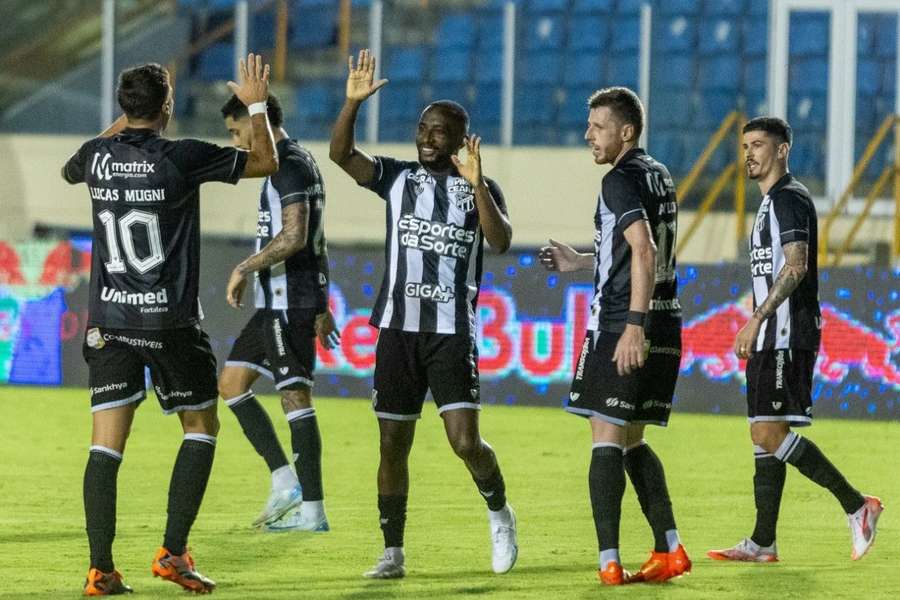 Dieguinho fez o segundo do Ceará contra o Sergipe