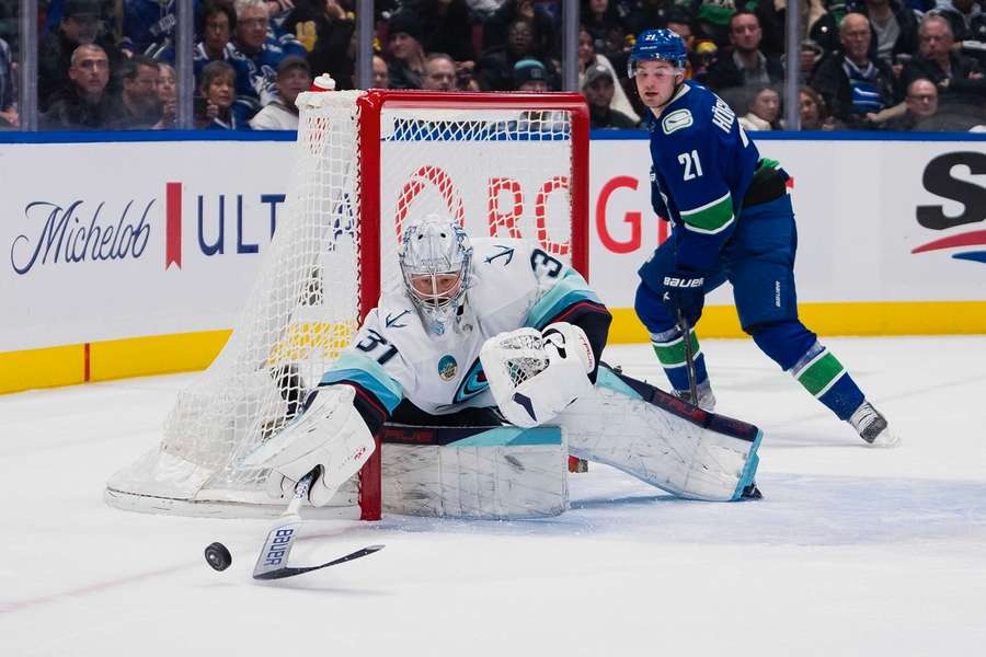 NHL: Philipp Grubauer schwimmt weiter seinen Seattle Kraken auf einer Erfolgswelle. 7:1 Kantersieg gegen die San Jose Sharks.