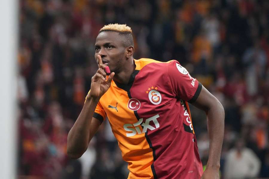 Osimhen será disputado no mercado de transferência de julho