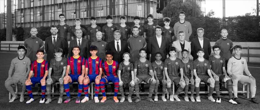 Quatre joueurs de la génération 2007 de la Masia sont en équipe première Quatre joueurs de la génération 2007 de la Masia sont en équipe première