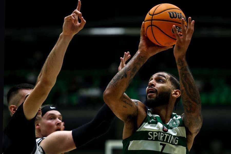 Sporting continua em boa forma