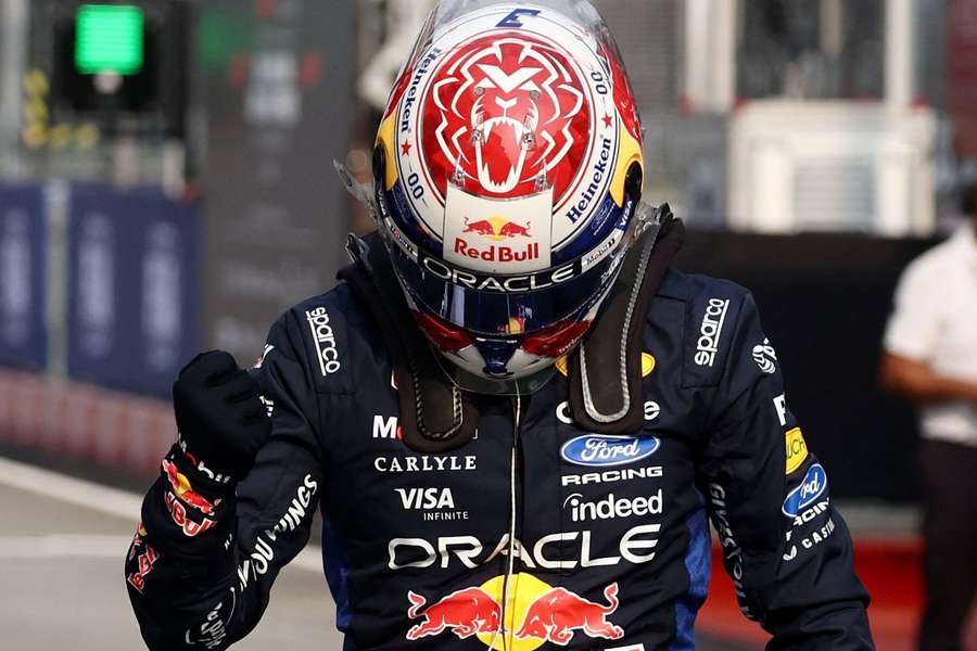 Verstappen faz a pole no GP do Bahrein, e Bortoleto é 10º; veja grid
