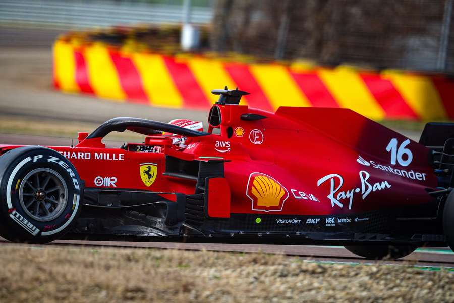 Leclerc beim Training mit dem neuen Boliden