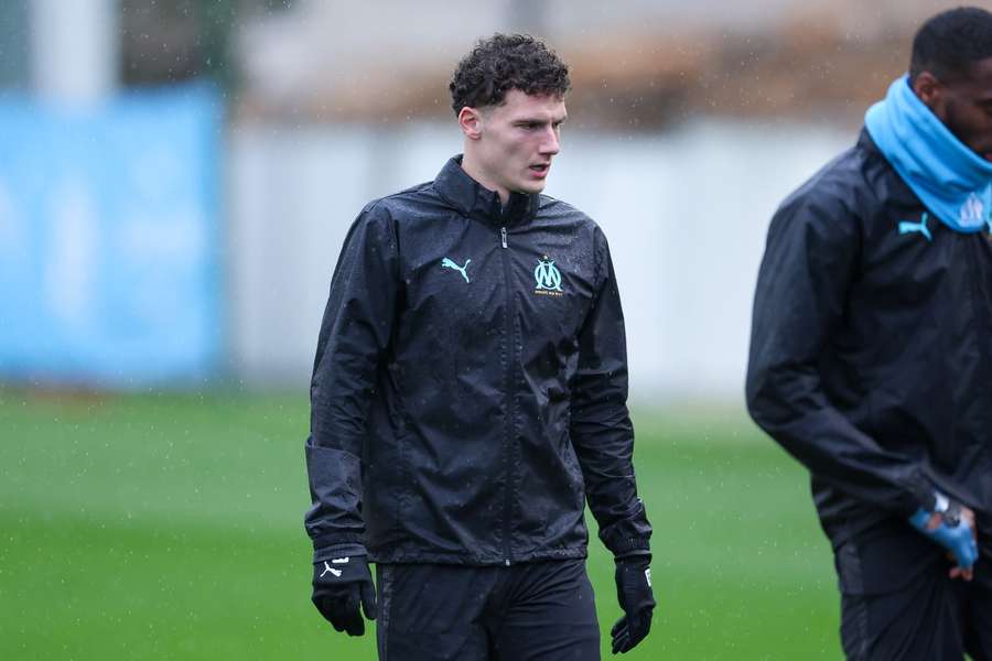 Francouzský obránce Benjamin Pavard je spojován s Dortmundem