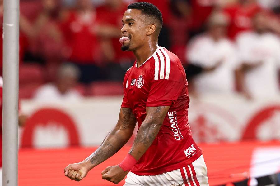 Alerrandro deve liderar o ataque no primeiro jogo de Eduardo Baptista pelo Internacional Alerrandro deve liderar o ataque no primeiro jogo de Eduardo Baptista pelo Internacional