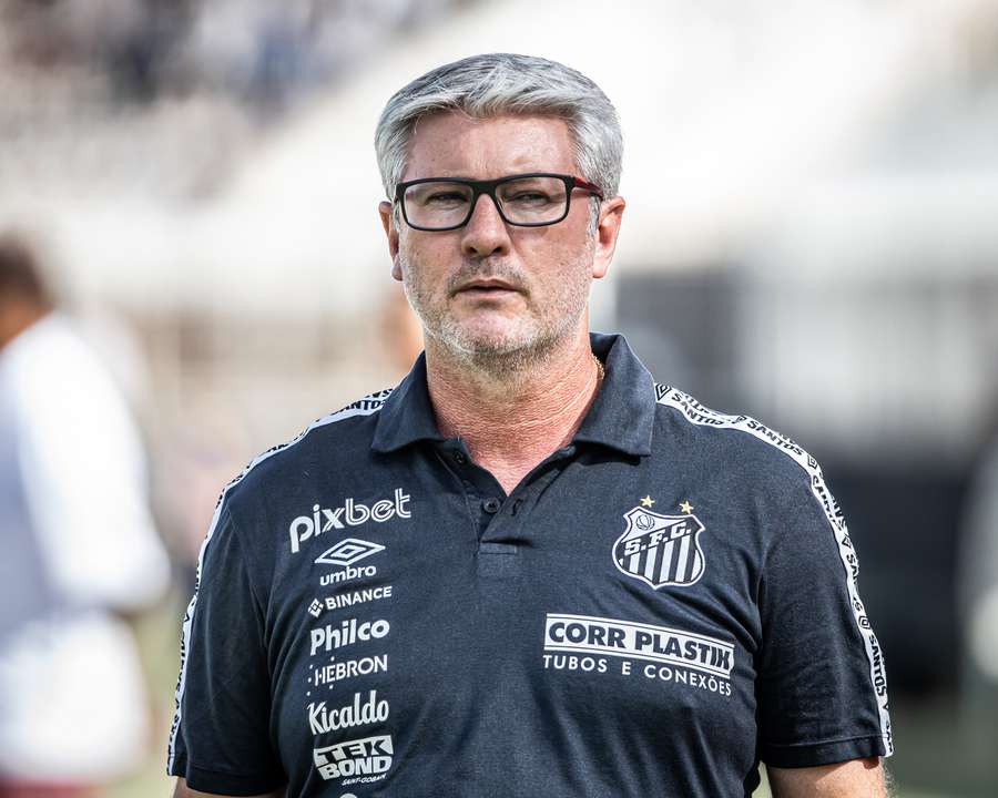 Santos leva três do Ituano e é novamente eliminado na 1ª fase do