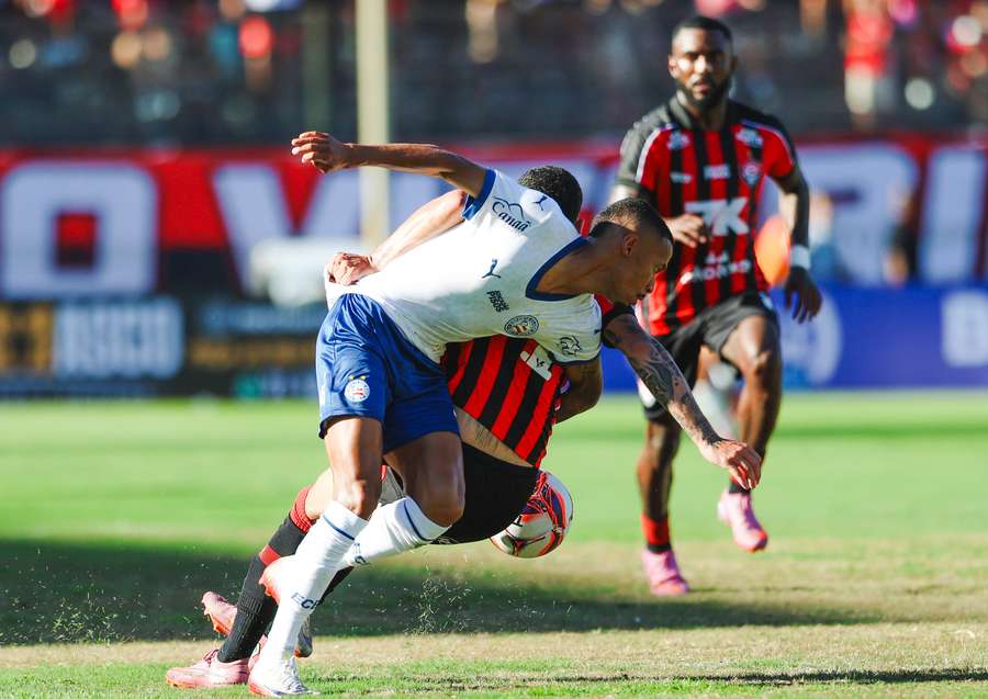 Bahia foi a campo com um time misto, enquanto o Vitória escalou seu time considerado ideal