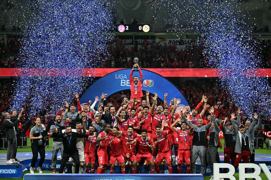 El Toluca se impone al América en la final.
