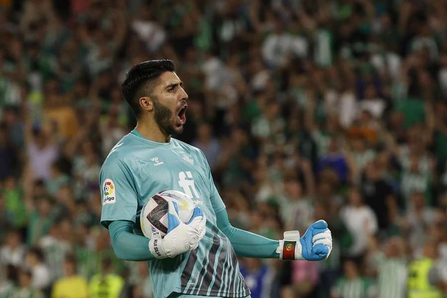 Rui Silva, guarda-redes português de 30 anos do Betis