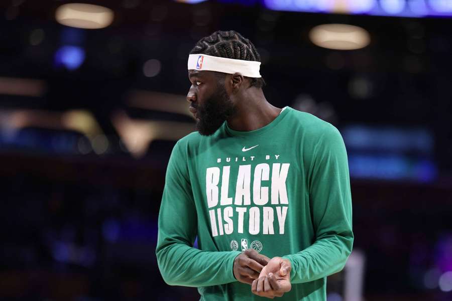 Neemias Queta em ação pelos Celtics